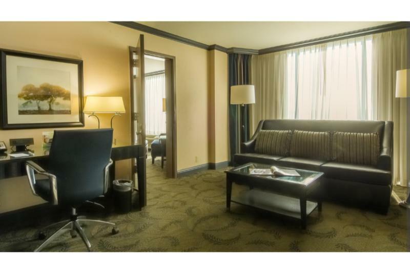 Crowne Plaza Costa Mesa Orange County By Ihg Hotel Ngoại thất bức ảnh