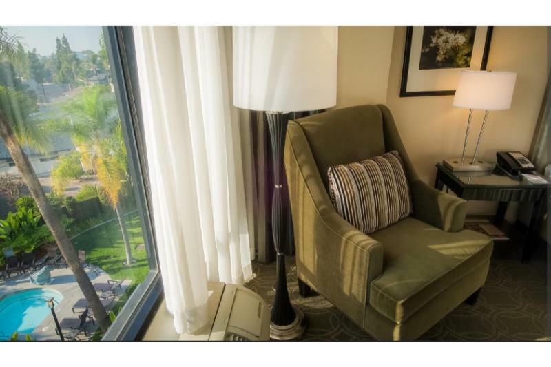 Crowne Plaza Costa Mesa Orange County By Ihg Hotel Ngoại thất bức ảnh